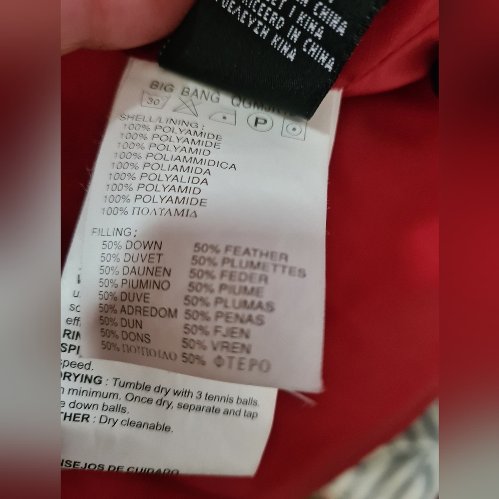 Quiksilver red down filled body warmer size large puffer gilet jacket - Picture 11 of 11